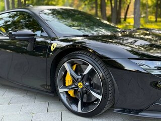 2021 Ferrari SF90 Stradale, чёрный, 34476000 рублей, вид 2