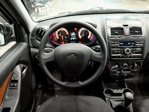 2023 Lada (ВАЗ) Granta Cross I Рестайлинг, белый, 850000 рублей - вид 14