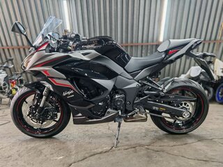 2022 Kawasaki Ninja 1000 SX, серый, 1420000 рублей, вид 4