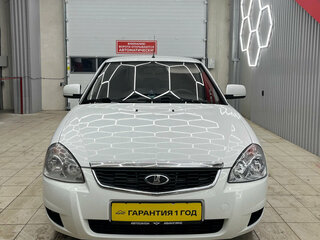 2016 Lada (ВАЗ) Priora I Рестайлинг, белый, 490000 рублей, вид 2