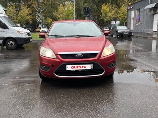 2008 Ford Focus II Рестайлинг, красный, 400000 рублей, вид 2