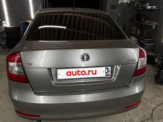 2011 Skoda Octavia DSG7 II (A5) Рестайлинг, серый, 750000 рублей, вид 2