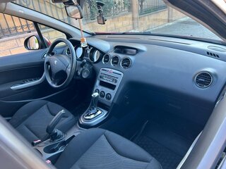 2010 Peugeot 308 I, красный, 750000 рублей, вид 4
