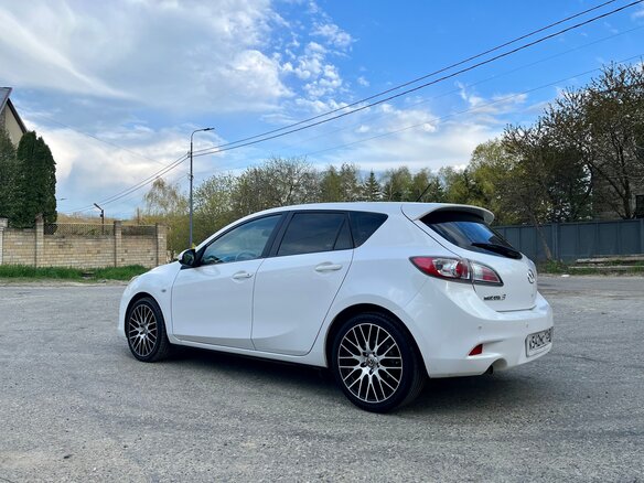 2012 Mazda 3 II (BL) Рестайлинг, белый, 1170000 рублей - вид 6