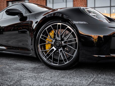 2026 Porsche 911 Turbo S VIII (992) Рестайлинг, чёрный, 36750000 рублей, вид 4