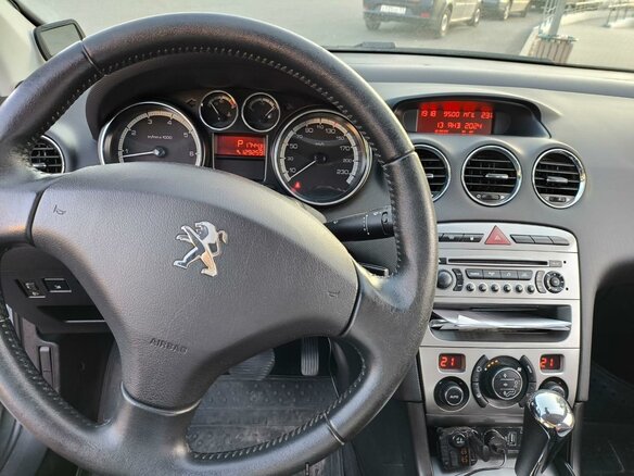 2012 Peugeot 408 I, серый, 655000 рублей - вид 5