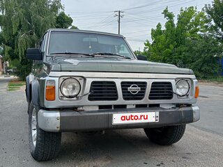 1995 Nissan Patrol IV (Y60), зелёный, 700000 рублей, вид 1