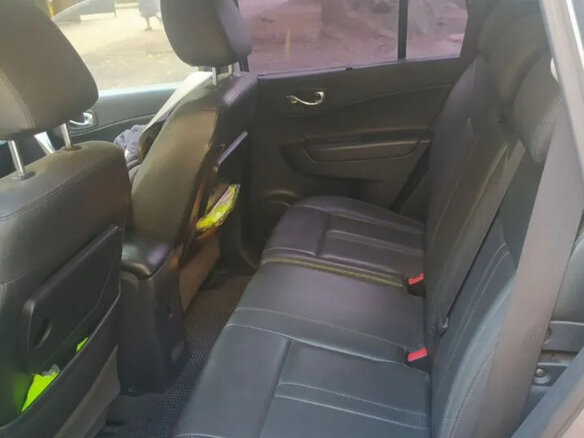 2008 Renault Koleos I, серый, 1000000 рублей - вид 4