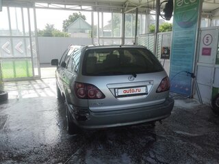 1999 Lexus RX 300 I, серебристый, 580000 рублей, вид 2