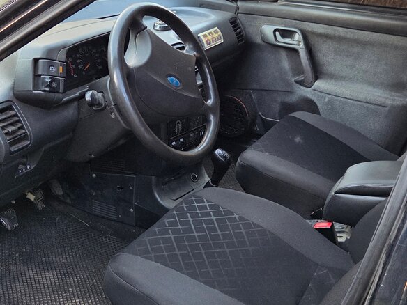 2004 Lada (ВАЗ) 2112, чёрный, 170000 рублей - вид 5