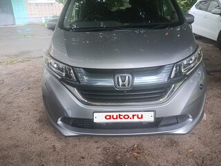 2019 Honda Freed II, серебристый, 1550000 рублей, вид 1