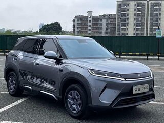 2026 BYD Yuan Up 45.12 kWh, серый, 1620333 рублей, вид 3