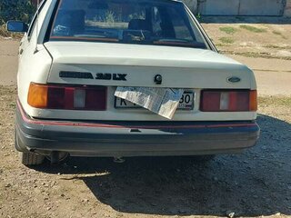 1989 Ford Sierra I Рестайлинг, белый, 220000 рублей, вид 4