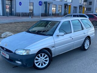 1997 Ford Escort V Рестайлинг 2, серебристый, 268000 рублей, вид 2