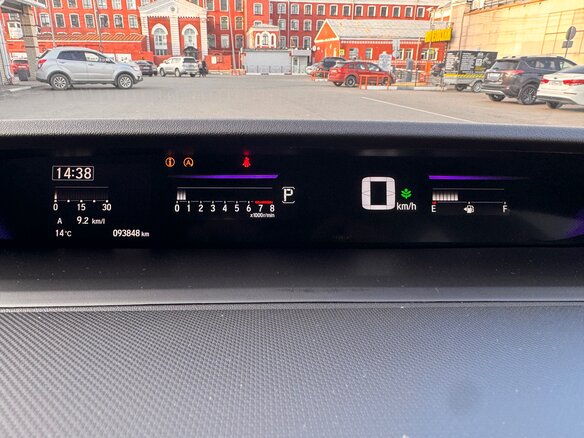 2018 Honda Stepwgn Spada V Рестайлинг, белый, 2100000 рублей - вид 9
