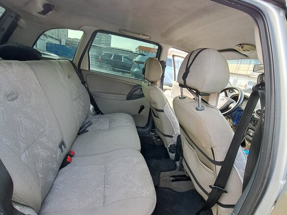 2010 Lada (ВАЗ) Kalina I, серебристый, 299999 рублей - вид 7