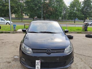 2013 Volkswagen Polo V, чёрный, 670000 рублей, вид 3