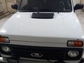1997 Lada (ВАЗ) 2121 (4x4) I Рестайлинг, белый, 800000 рублей - вид 3
