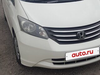 2010 Honda Freed I, белый, 950000 рублей, вид 2