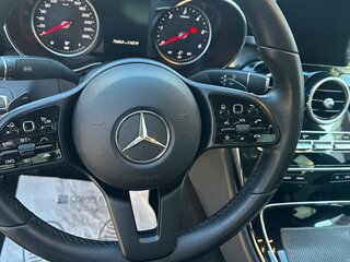 2018 Mercedes-Benz C-Класс 200 d IV (W205) Рестайлинг, чёрный, 3000000 рублей, вид 4