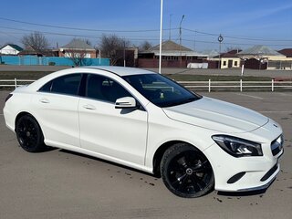 2016 Mercedes-Benz CLA 200 I (C117, X117) Рестайлинг, белый, 2000000 рублей, вид 3