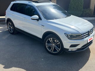 2017 Volkswagen Tiguan II, белый, 2350000 рублей, вид 1