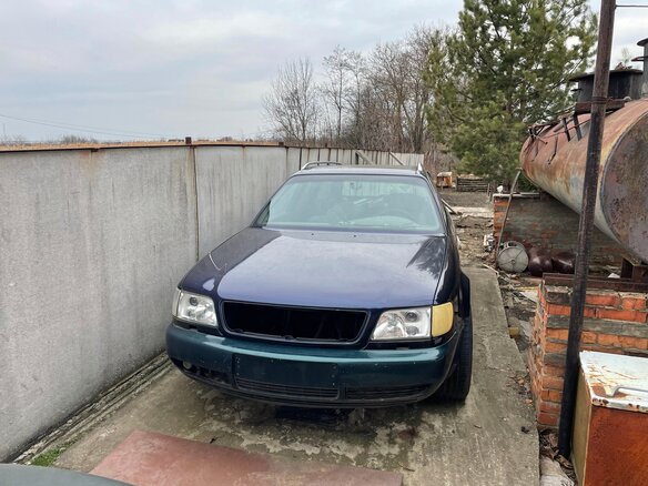 1995 Audi S6 I (C4), чёрный, 700000 рублей