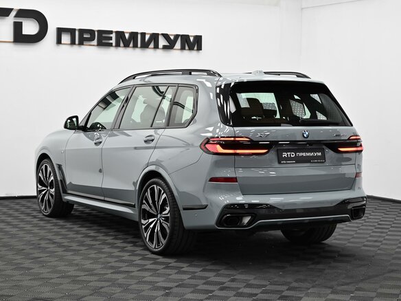 2026 BMW X7 40d I (G07) Рестайлинг, серый, 18600000 рублей - вид 5