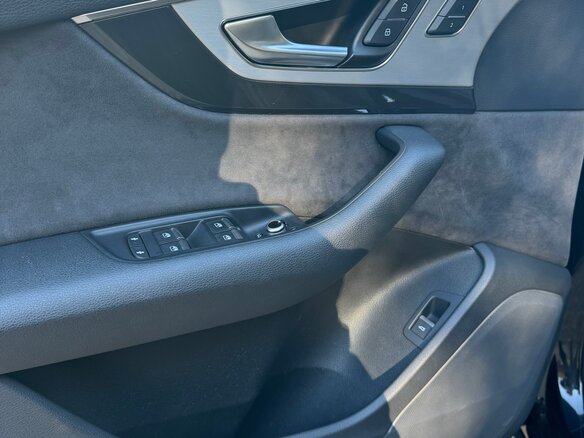 2019 Audi Q7 II (4M), чёрный, 5200000 рублей - вид 13