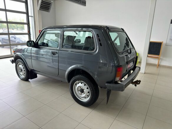 2017 Lada (ВАЗ) 2121 (4x4) I Рестайлинг, серебристый - вид 6