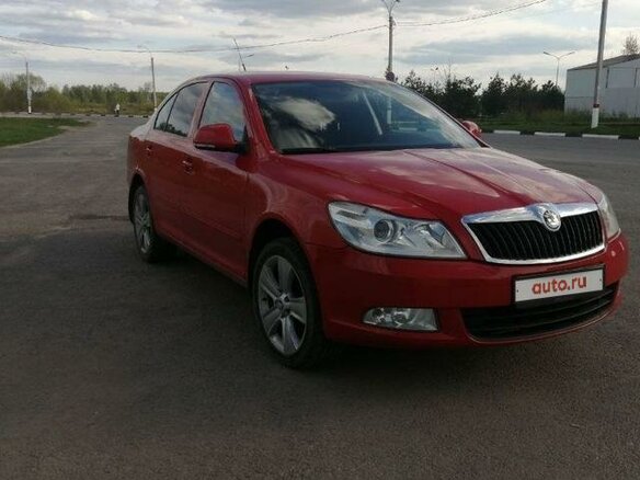 2010 Skoda Octavia DSG7 II (A5) Рестайлинг, красный, 750000 рублей - вид 2