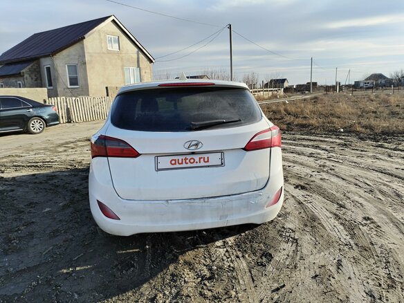 2016 Hyundai i30 II Рестайлинг, белый, 876000 рублей - вид 3