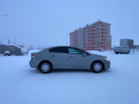 2010 Toyota Avensis III, серый, 1150000 рублей - вид 2