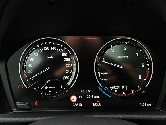 2020 BMW 2 серии Active Tourer 218d F45 Рестайлинг, чёрный, 2200000 рублей - вид 11