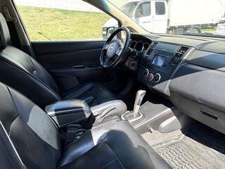 2011 Nissan Tiida I Рестайлинг, коричневый, 600000 рублей, вид 5