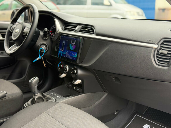 2020 Kia Rio IV Рестайлинг, серый - вид 15