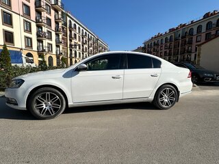 2011 Volkswagen Passat B7, белый, 1450000 рублей, вид 5