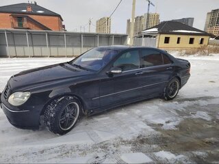 2004 Mercedes-Benz S-Класс 430 Long IV (W220) Рестайлинг, чёрный, 600000 рублей, вид 4