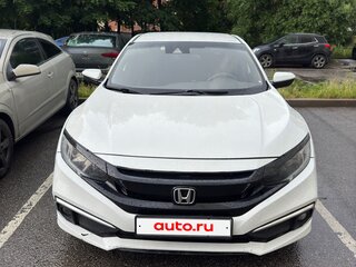 2019 Honda Civic X, белый, 1750000 рублей, вид 3