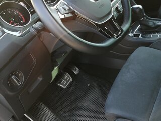2019 Volkswagen Tiguan II, белый, 2350000 рублей, вид 4