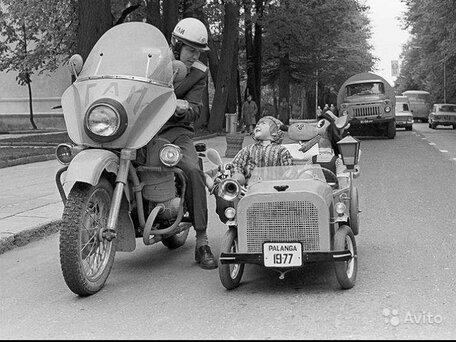 1972 Урал M-66, жёлтый, 350000 рублей, вид 5