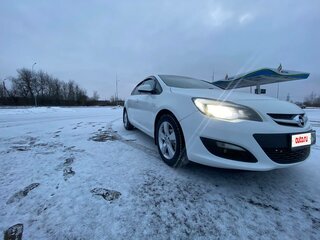 2014 Opel Astra J Рестайлинг, белый, 820000 рублей, вид 3
