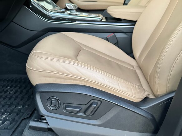 2021 Audi Q7 45 TFSI II (4M) Рестайлинг, чёрный, 5600000 рублей - вид 25