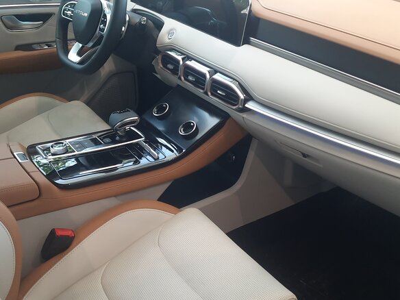 2023 Jetour X70+ I Рестайлинг, серый, 2050000 рублей - вид 9