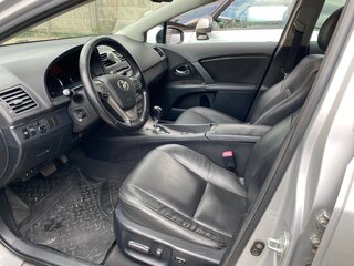 2009 Toyota Avensis III, серебристый, 1100000 рублей, вид 3