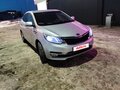 2016 Kia Rio III Рестайлинг, серебристый, 700000 рублей - вид 3