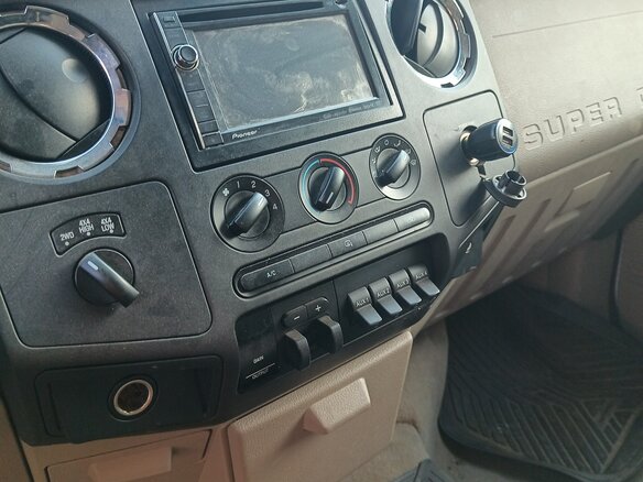 2008 Ford F-250, белый, 3050000 рублей - вид 9