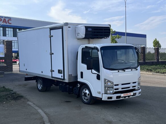 2014 Isuzu Elf (N-series), белый, 1900000 рублей