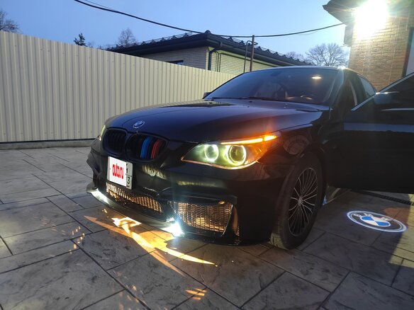 2005 BMW 5 серии 523i V (E60/E61), чёрный, 1480000 рублей - вид 14
