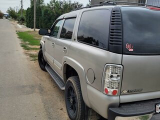 2003 Chevrolet Tahoe II, серебристый, 1180000 рублей, вид 5